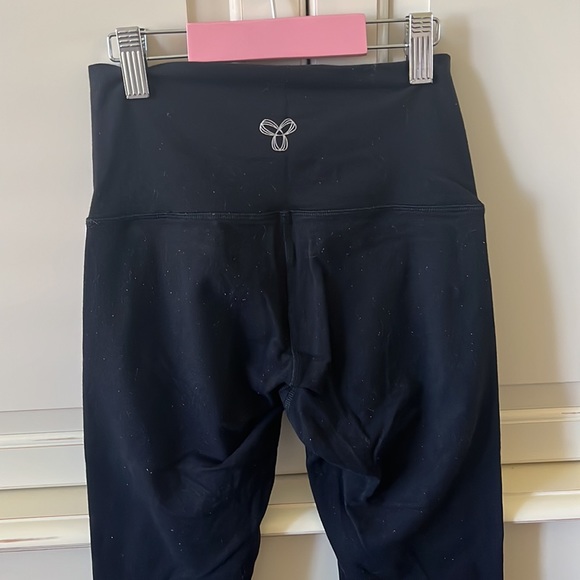 TNA Striped Leggings - Picture 3 of 4